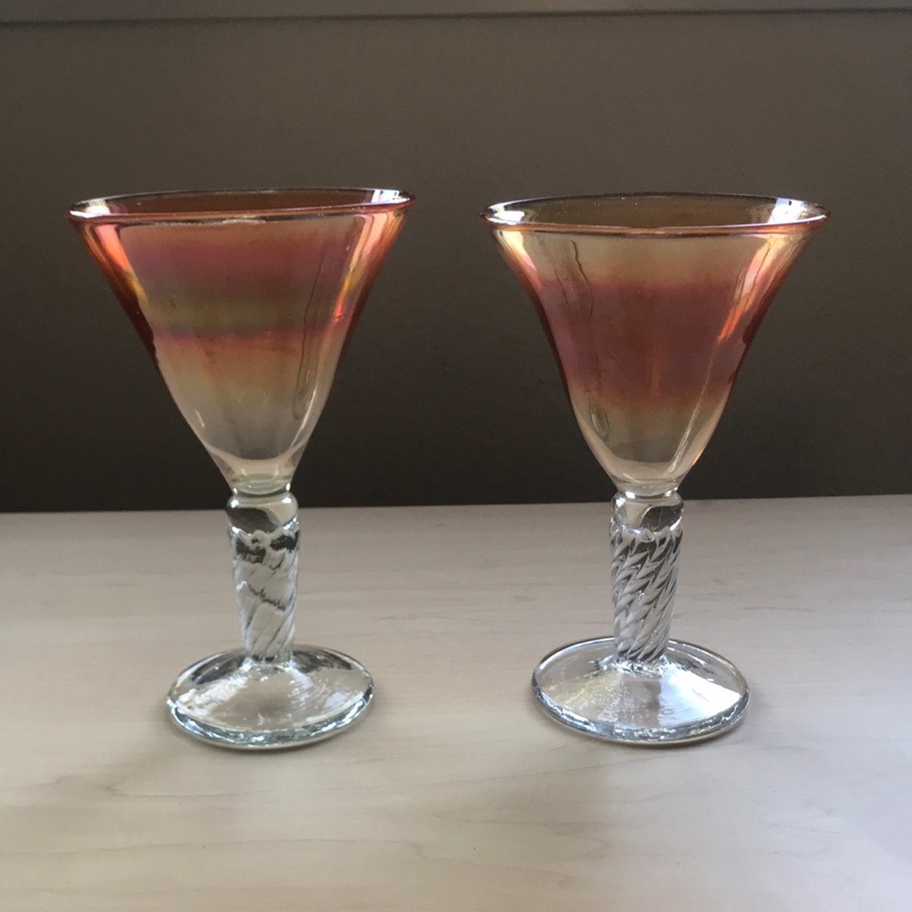 Hand blown art glass tulip goblet Rick Strini iridescent wine glass
